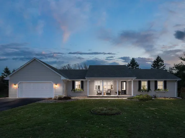 12215 Westridge Ln, Minnetonka, MN 55305