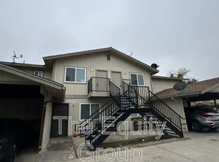 809 Monarch Cir APT 4, Exeter, CA 93221