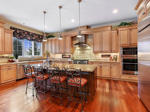 5th image of 1430 W Newcastle Ct