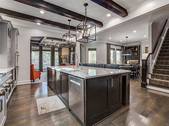 3rd image of 2509 Timber Cove Ln
