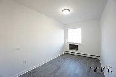 Rented by Rennit Inc.