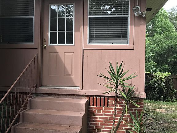 3rd image of 1235 Stow Ave