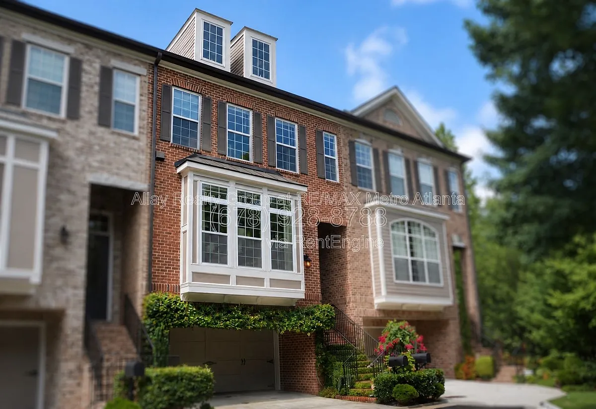 Building Photo - 2688 Rivers Edge Dr NE