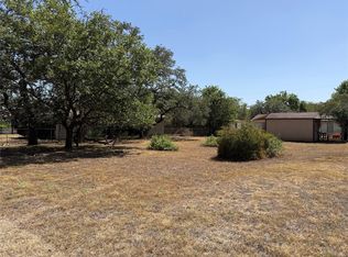 W Ash Dr, Johnson City, TX 78636