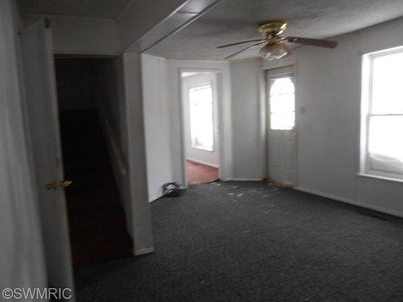2nd image of 306 W South St