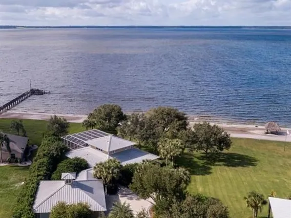 12765 SE 143rd Ave, Ocklawaha, FL 32179