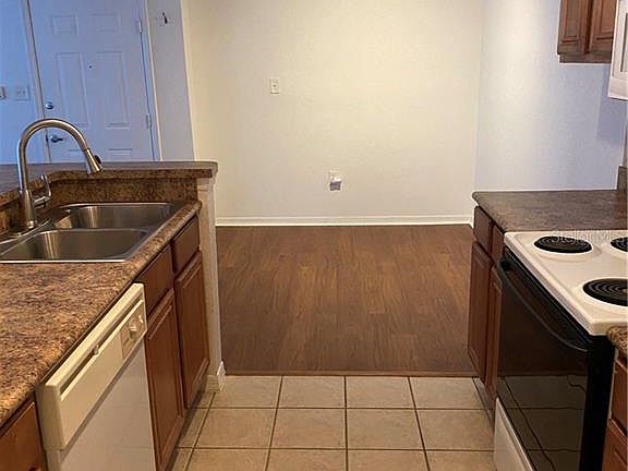 4th image of 8387 38th Street Cir E Unit 106