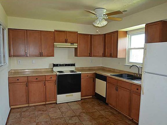 5th image of 5108 Eksdale Ct