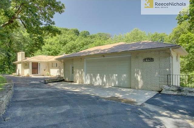 Newly added oversized 2 car garage.