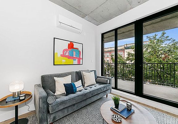 3rd image of 815 Flatbush Ave #810