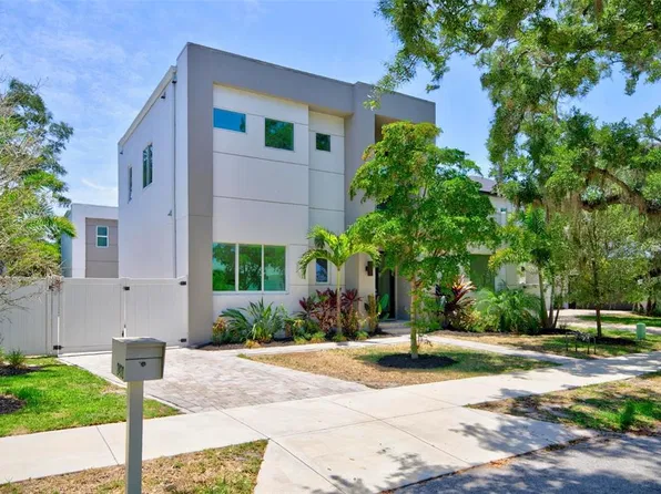 2430 FLOYD STREET, SARASOTA, FL 34239