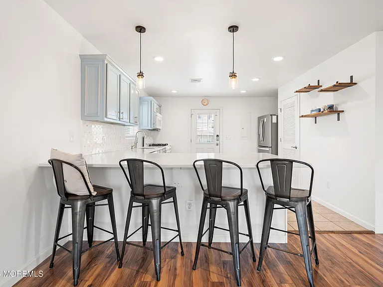 81 Sheridan St — Photo 8