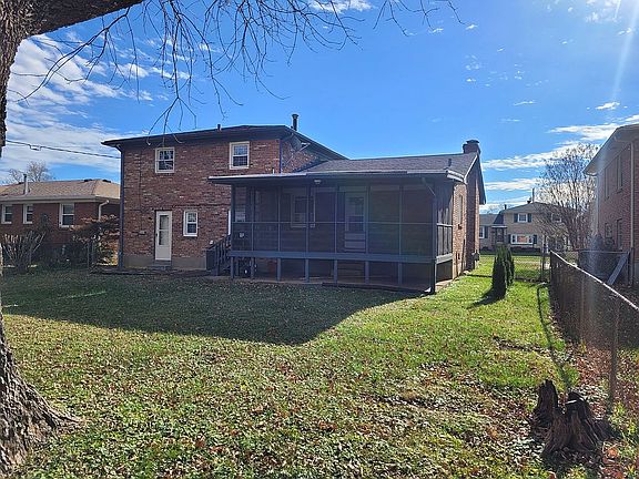 2nd image of 4411 Rockwood Dr