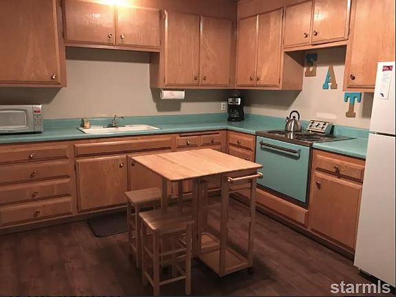 5th image of 3344 Sandy Way APT 29
