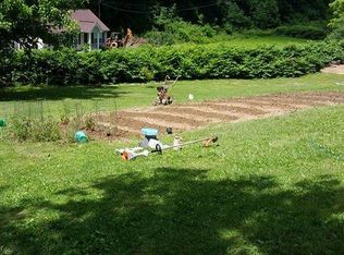 849 Chicken Branch Rd, Manchester, KY 40962