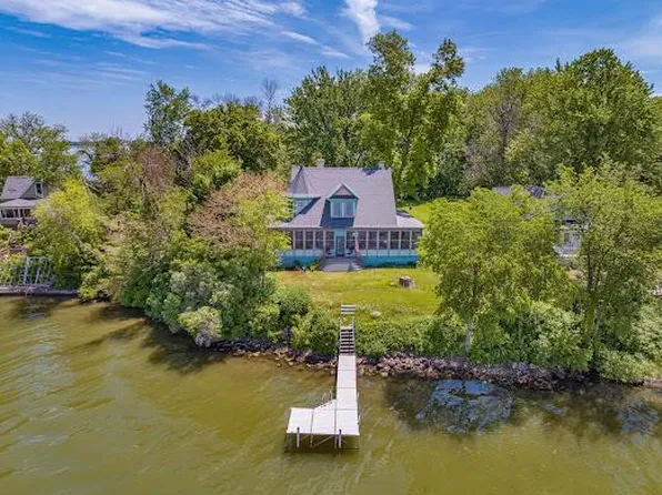 N10819 Elmwood Island, Fox Lake, WI 53933