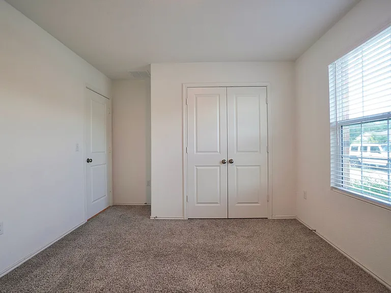 10709 Steinbeck Dr — Photo 22