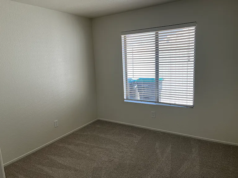 24341 Kentucky Derby Way — Photo 10