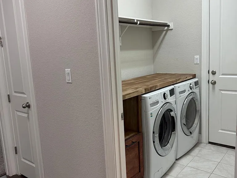 2637 Enza Dr — Photo 19