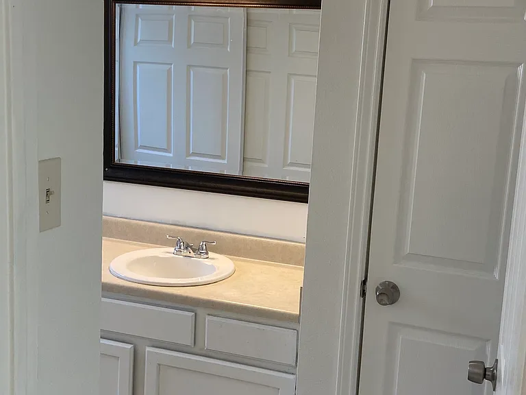10254 Dover Rdg #501 — Photo 11