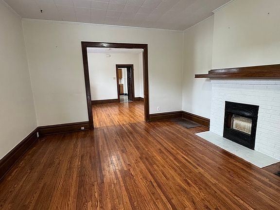 5th image of 2462 Indiana Ave #2464