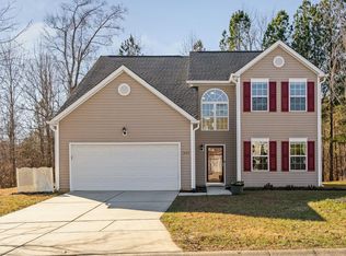 1005 Golden Crest Dr, Durham, NC 27704