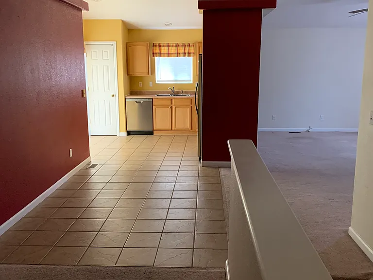 340 W Spaulding Ave S — Photo 10