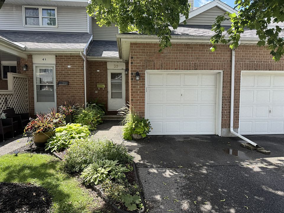 1st image of 39 Bentbrook Cres #39