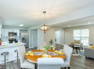 17611 Longview Ln, Olney, MD 20832