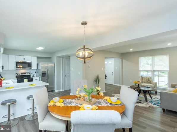 17611 Longview Ln, Olney, MD 20832