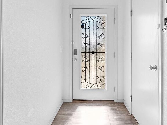 3rd image of 1081 Summer Rain St
