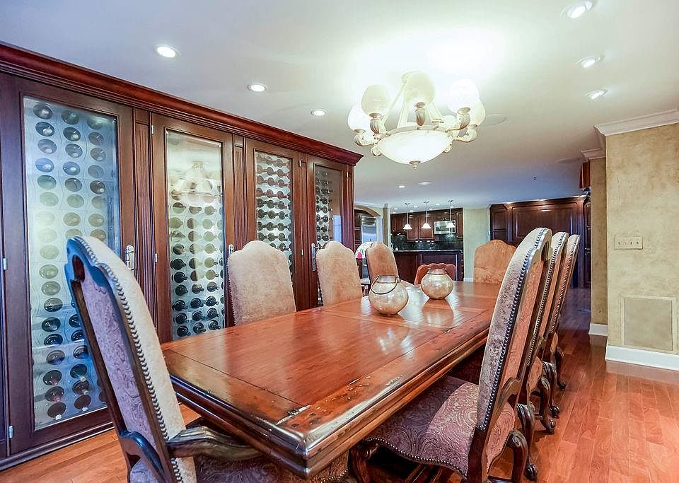 Sulgrave 121 W 48th St Kansas City MO Zillow