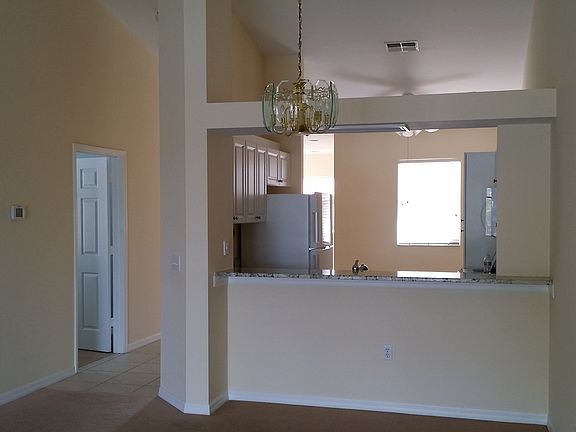 2nd image of 455 Robin Hood Cir Unit 202
