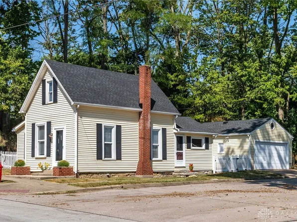 134 E Cumberland St, Lewisburg, OH 45338
