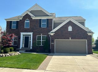 15620 Downing St, Macomb, MI 48044