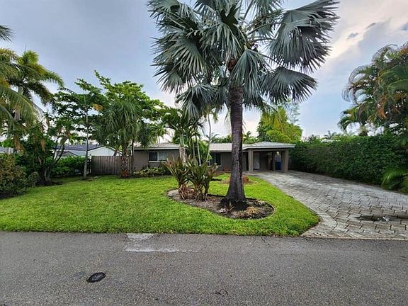 5th image of 4411 NE 15th Way
