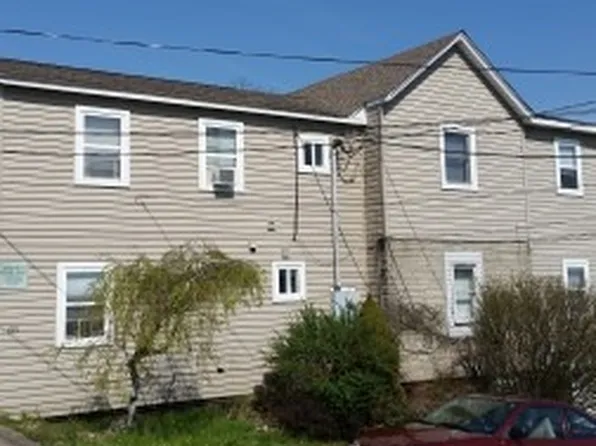 621 Park St, California, PA 15419