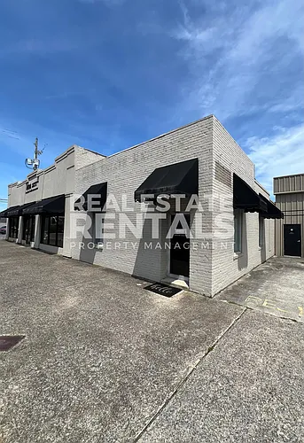 121 N 3rd St #1 Photo 1