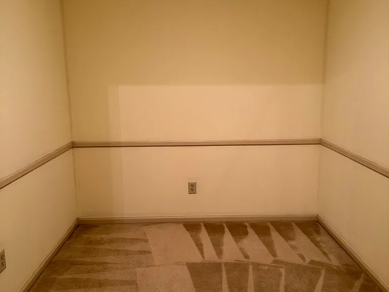 240 Chippendale Cir — Photo 5