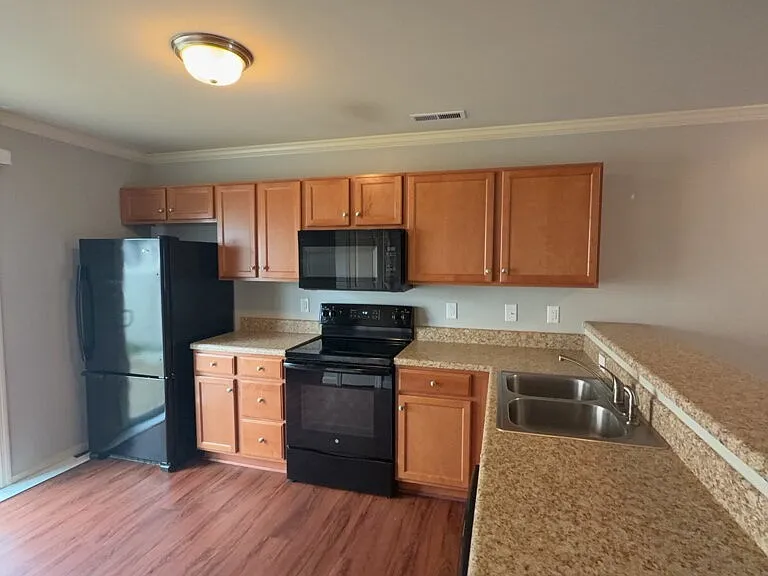 410 Sullivan Loop Rd — Photo 7