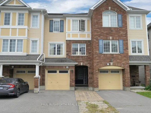 509 Coldwater Cres, Ottawa, ON K2M 0J4