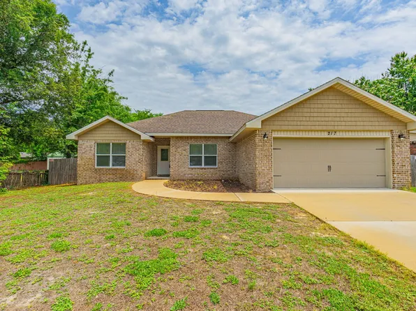 217 Evergreen Dr, Mary Esther, FL 32569