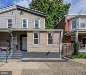 111 S 5th St, Darby, PA, 19023