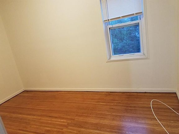 4th image of 1599 Hertel Ave #2