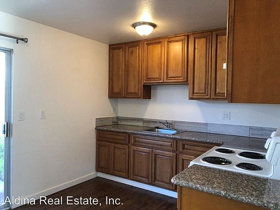 4th image of 253 Clifford Ave APT D