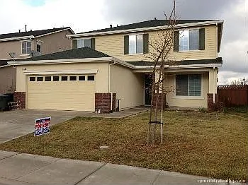 2415 Saffron Ct photo 1