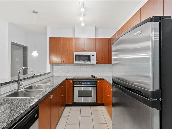 4th image of 100 Capilano Rd #312