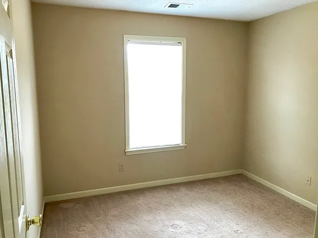 6806 Skylar Mill Ave — Photo 7