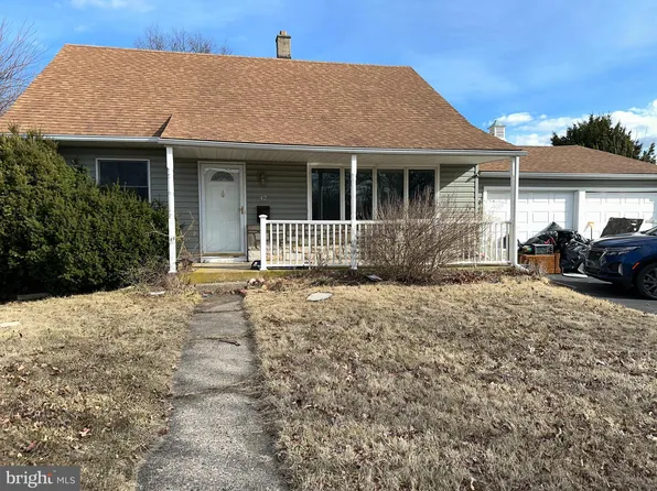 42 Church Rd, Telford, PA 18969