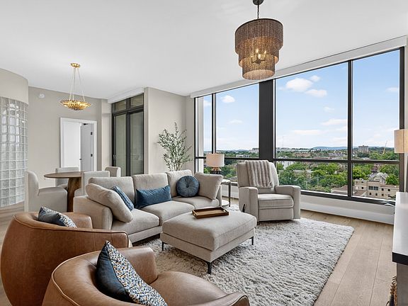 3rd image of 900 20th Ave S APT 1410